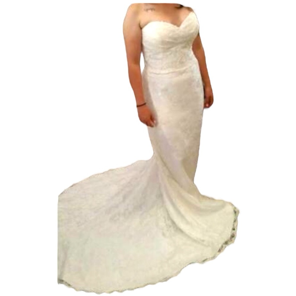 NWT Unaltered Ivory Lace Strapless Wedding Dress - Picture 2 of 11